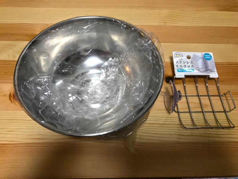 100均で買ったボウルとミニラック
