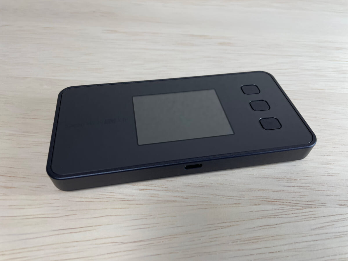 Speed Wi-Fi 5G X12本体