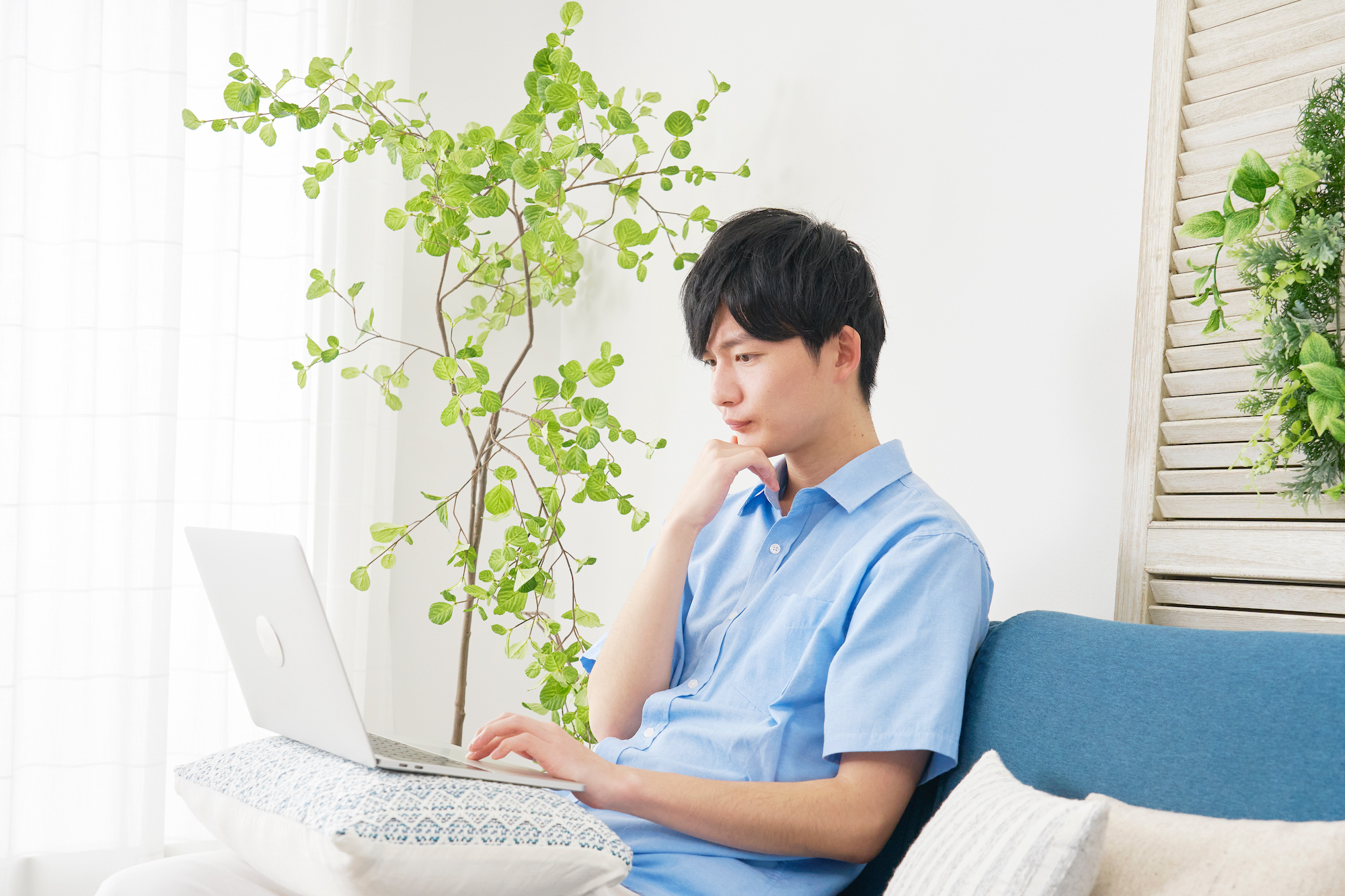 ホームルーターと光回線を併用するメリット｜状況によっては賢い選択