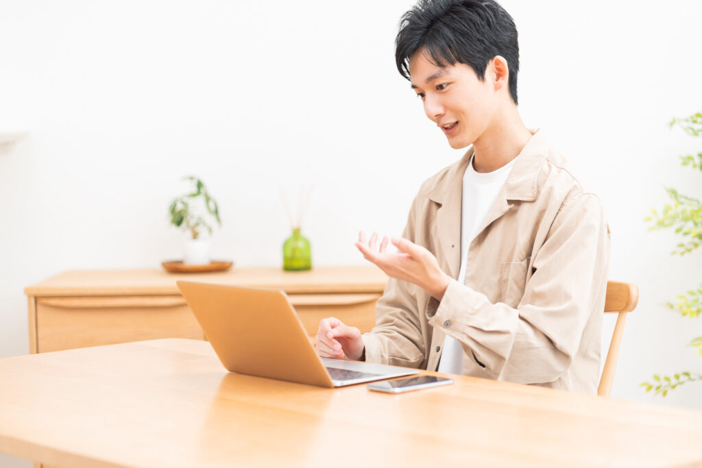 コンセントに挿すだけでインターネットが使える